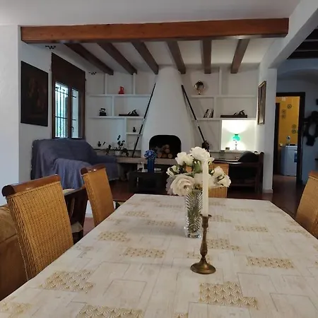 Villa Masia Del Roc De Sant Caieta Roda de Bera