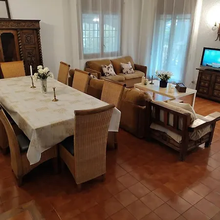 Villa Masia Del Roc De Sant Caieta *