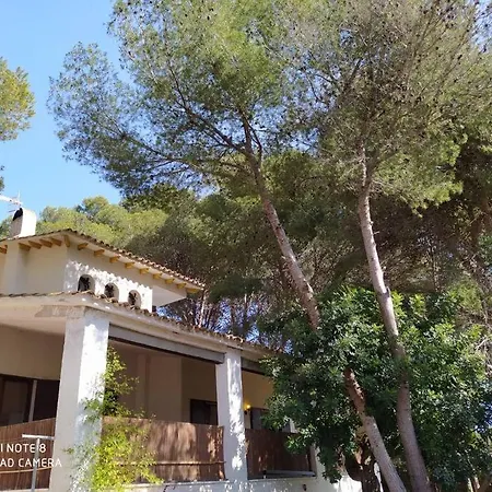 Masia Del Roc De Sant Caieta * Roda de Bará
